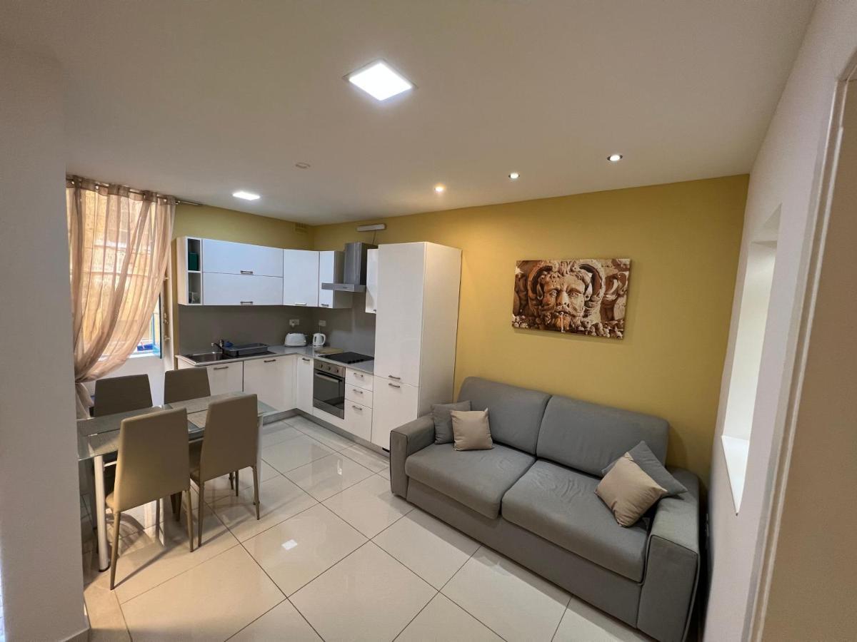 St. Elmo Apartments Valletta Exterior photo